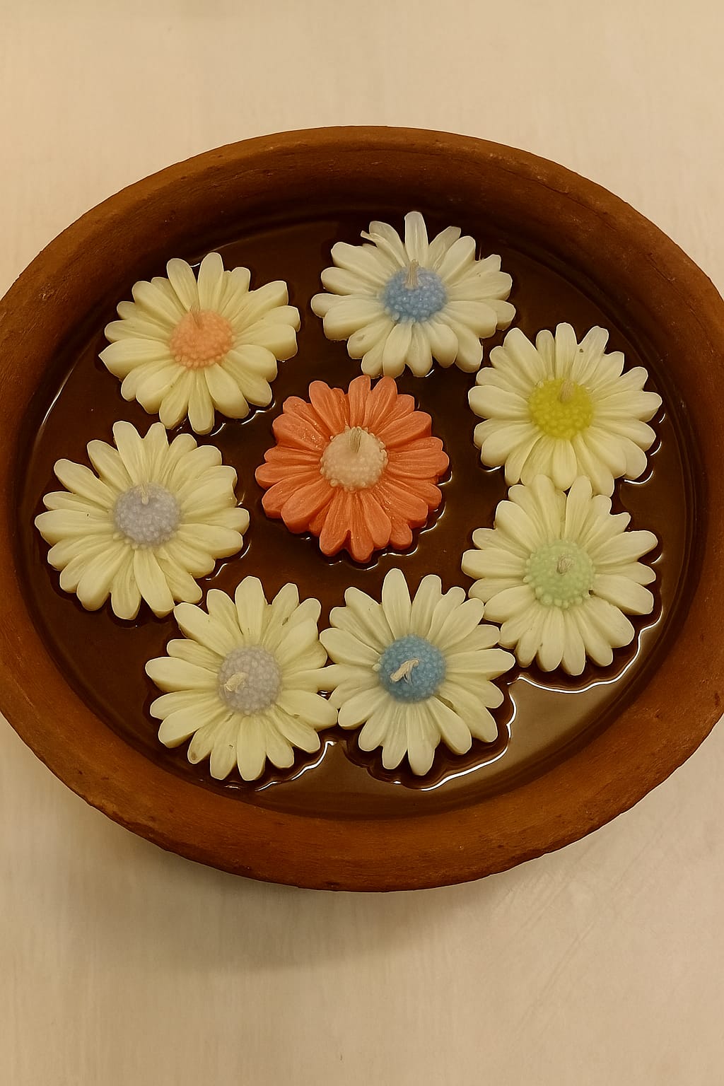 Sunflower candle ( floats on the water ) 10 pieces